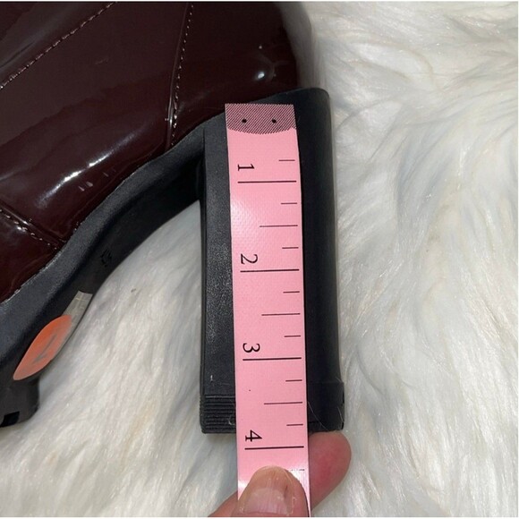 ALDO Women’s Ankle Boot Lug sole Dark Brown Platform Patent. New - Picture 9 of 12